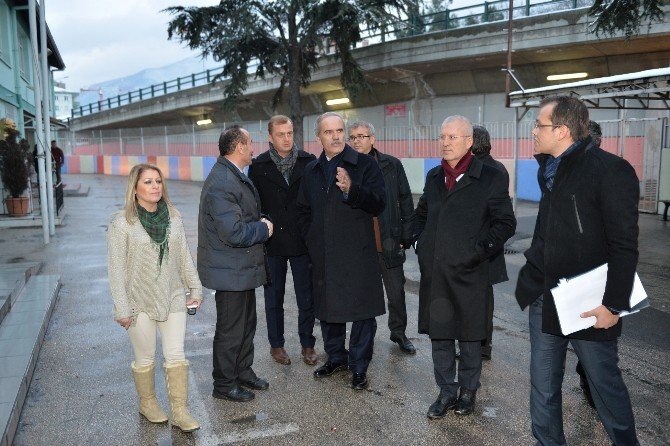 Büyükşehir Demirtaşpaşa İlkokulu’nu Yeniliyor