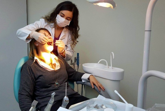 Diş Sağlığında Doğru Bilinen Yanlışlar