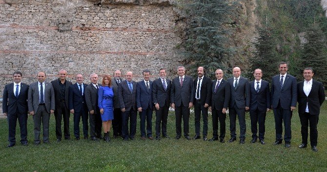 Sanayiin Devleri Güç Birliği Yaptı