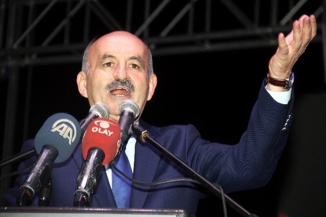 Bakan Müezzinoğlu: "Bize Tuzaklar Kuruldu Ama Asla O Tuzaklara Düşmedik"