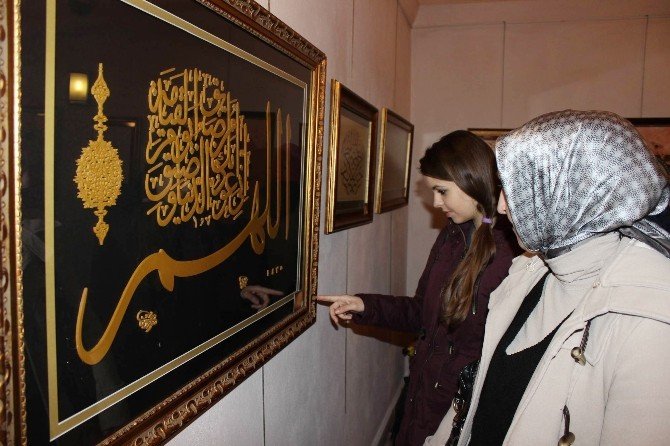 Bursa’da Göz Kamaştıran Hat Sergisi
