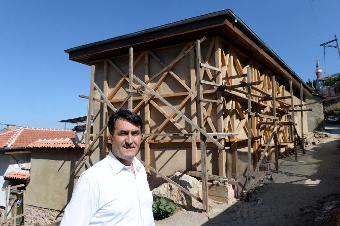Somuncu Baba’nın Evi Ve Fırını Ayağa Kalkıyor