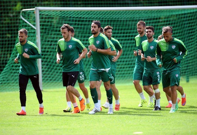 Bursaspor, Hamburg’a Karşı