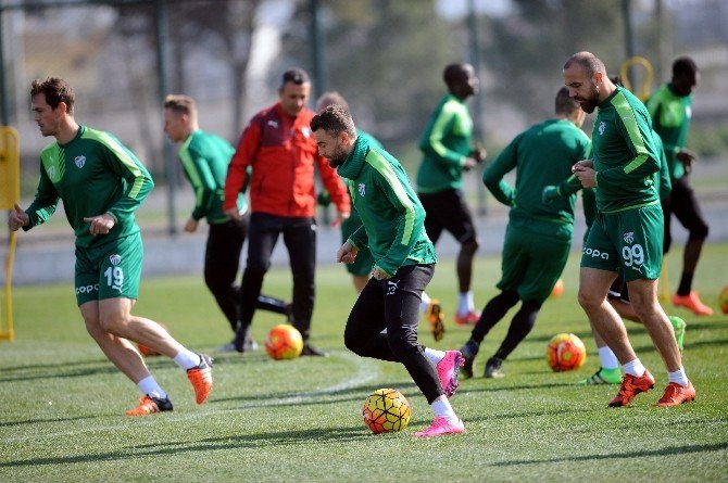 Bursaspor’da Hazırlıklar Sürüyor