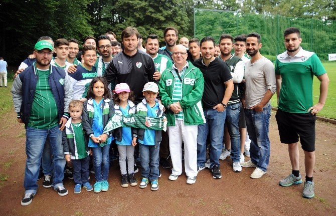Bursaspor’un Yeni Sezon Hazırlıkları Aralıksız Devam Ediyor