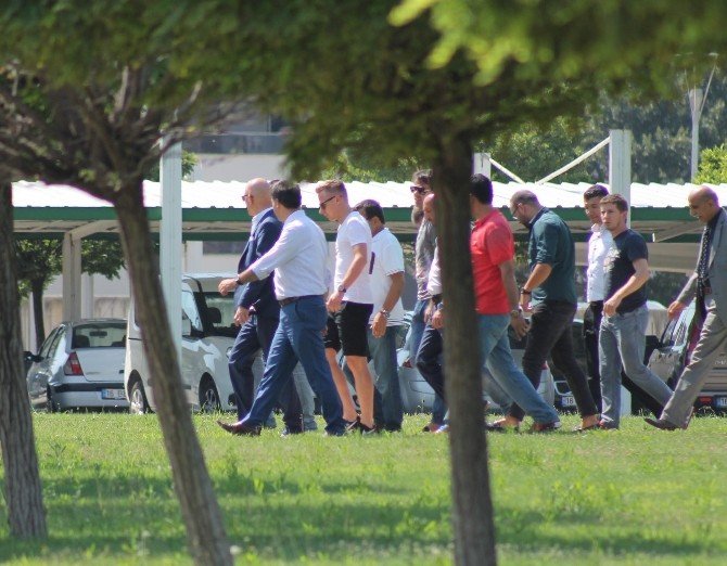 Bursaspor’un Anlaşmaya Vardığı Dzsudzsak Bursa’ya Geldi