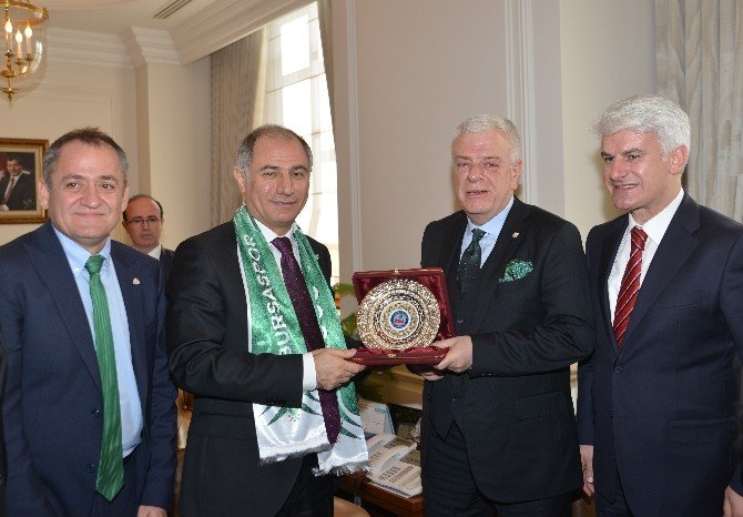 Bursaspor Yöneticileri, Başbakan Ahmet Davutoğlu’nu Ziyaret Etti