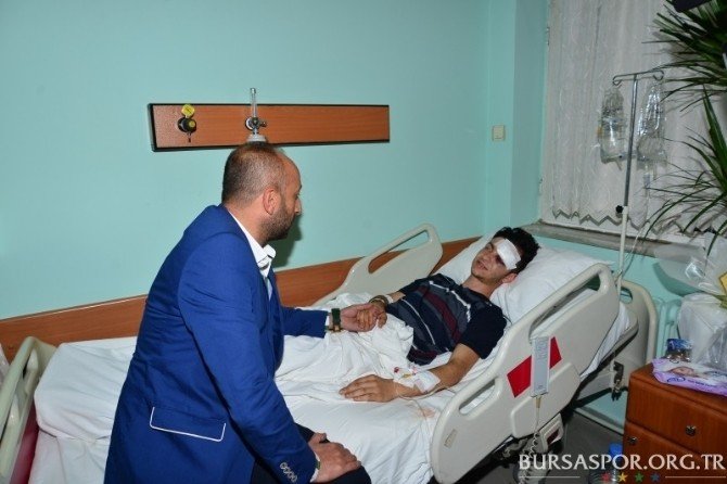 Yaralanan Eskişehirspor Taraftarına Bursaspor’lu Yöneticiden Ziyaret