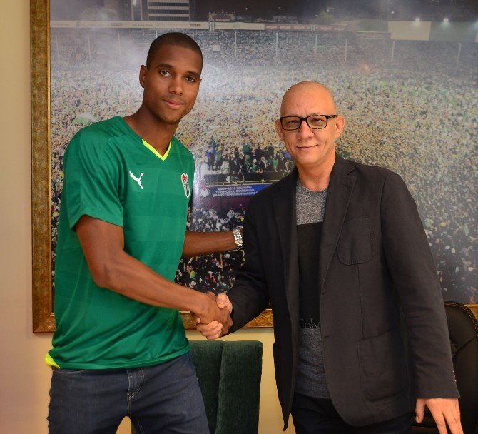 Bursaspor, Faty İle Sözleşme İmzaladı
