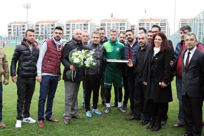 Bursaspor’da Galatasaray Mesaisi Başladı