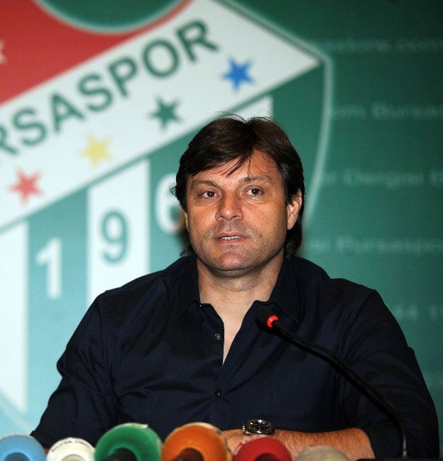Ertuğrul Sağlam: “Bursaspor’dan Ayrılmayı Hiç Düşünmedim”