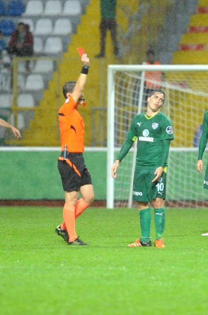 Josue, Kayıpları Oynuyor