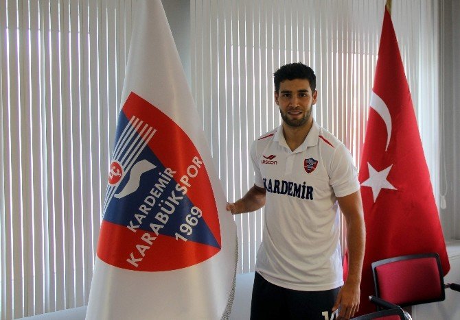 Karabükspor’da Çifte İmza