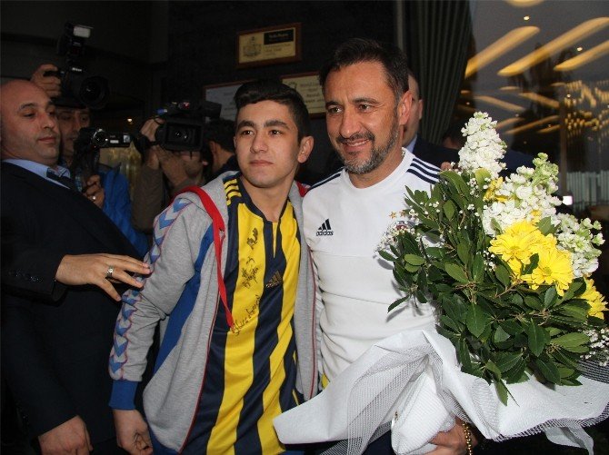 Bursa’da Ozan Tufan’a Büyük İlgi
