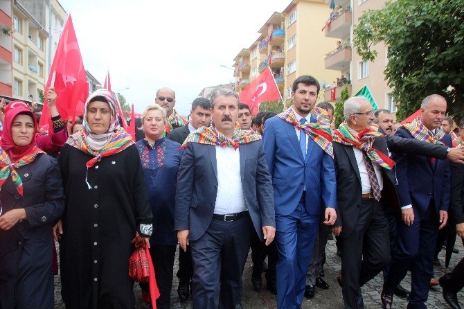 Bbp Genel Başkanı Destici, Ertuğrulgazi Türbesi’nde Dua Etti
