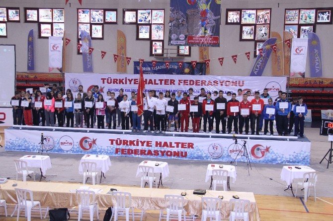 Halter Şampiyonası’nın Açılış Seremonisi Gerçekleştirildi