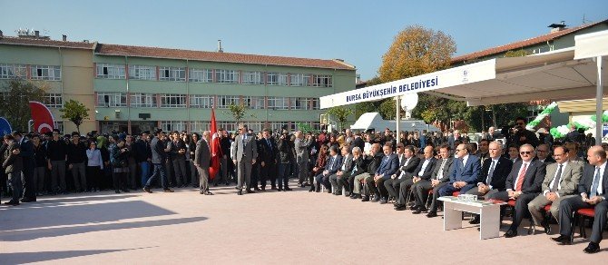 Büyükşehir’den 132 Yıllık Bursa Erkek Lisesi’ne Spor Salonu