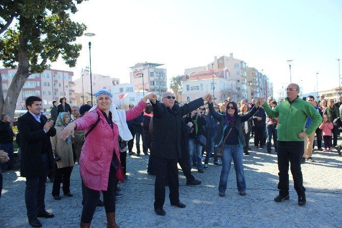Çanakkale’de Horon Tepip Artvin’e Destek Verdiler