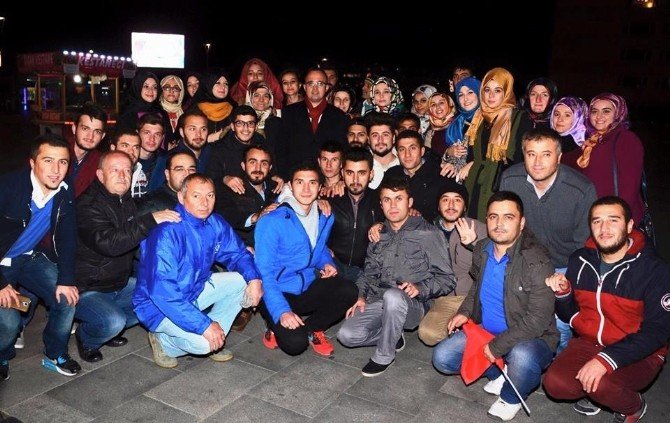 Ak Parti Çanakkale Milletvekili Bülent Turan, Bahçeli Ve Kılıçdaroğlu’nu İstifaya Davet Etti
