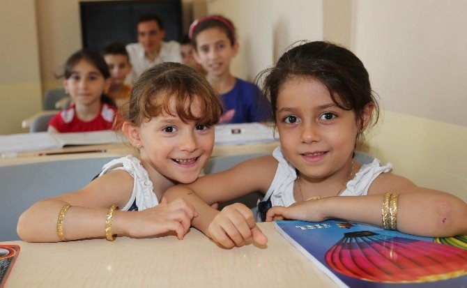 Canik’te Mülteciler Türkçe Öğreniyor