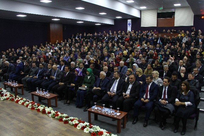 “Yeni Anayasa Yolunda 7-28 Şubat Süreci” Konferansı