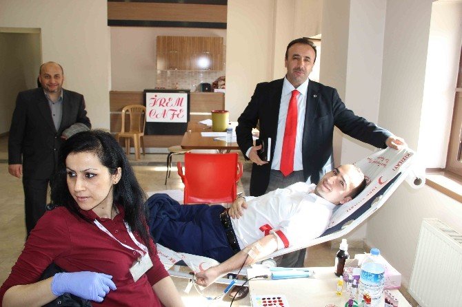 Çaycuma’da Kan Bağışı Kampanyasına Vatandaşlardan Büyük İlgi