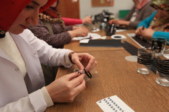 Rizeli Kadınların Cam İşçiliği İlgi Görüyor