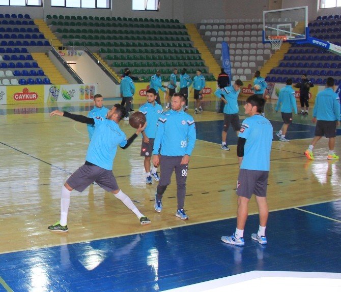 Çaykur Rizespor Salonda Çalıştı