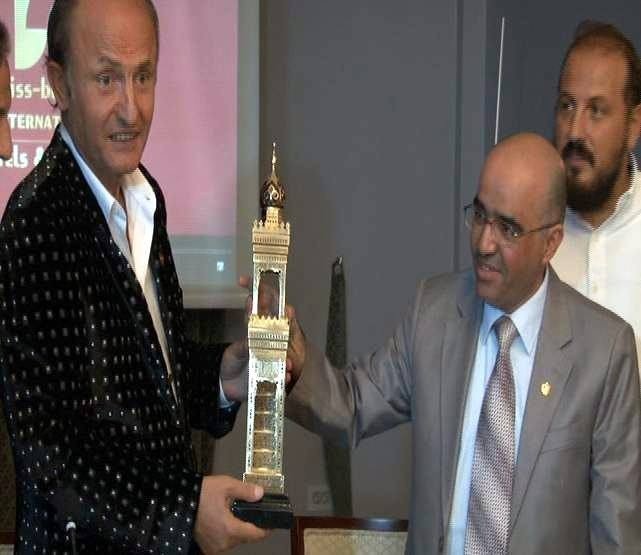 Çelik Palas Dünyaya Açıldı