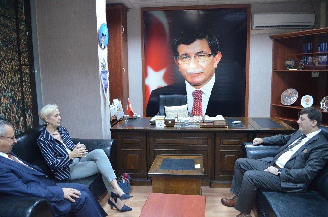 Abd Adana Başkonsolosu Ak Parti’yi Ziyaret Etti