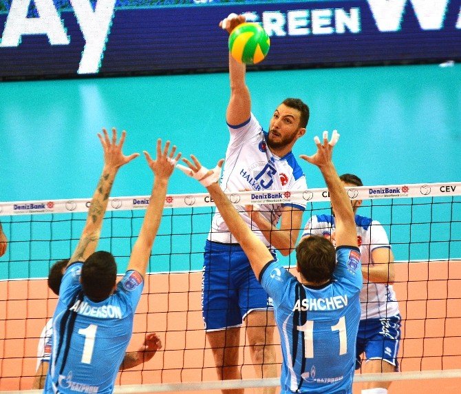 Halkbank’a Rusya’da Soğuk Duş