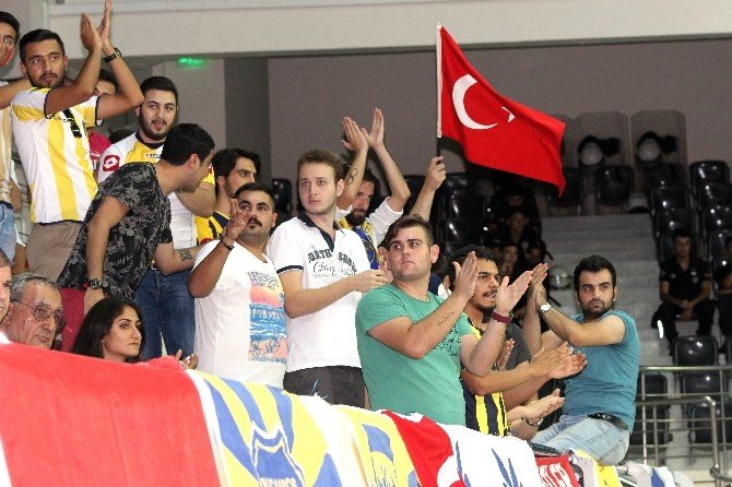 Filenin Sultanları Finalde
