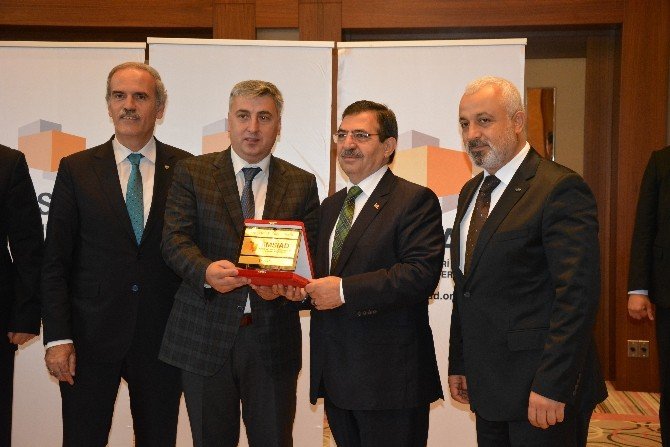 Çevre Ve Şehircilik Bakanı İdris Güllüce: