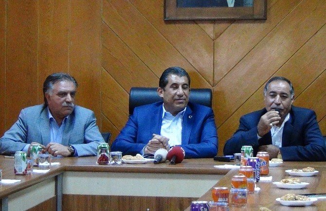 Hdp’li Meclis Üyesi Ak Parti’ye Katıldı