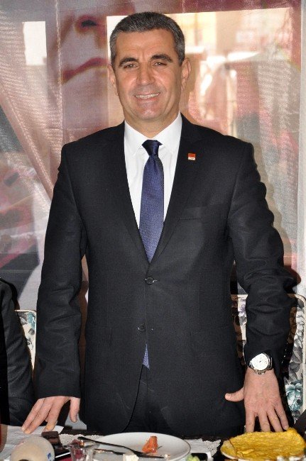 Chp, İsminin Hdp İle Anılmasından Rahatsızlık Duyduğunu Açıkladı