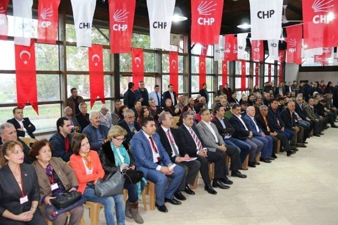 Bayındır Chp’de Hüseyin Behzat Aydilek Güven Tazeledi