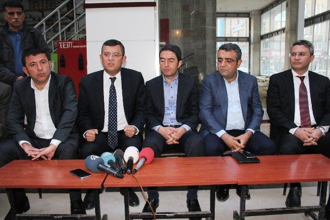 Chp’li Heyet Malatya’da Taziye Ziyareti Sonrası Açıklama Yaptı