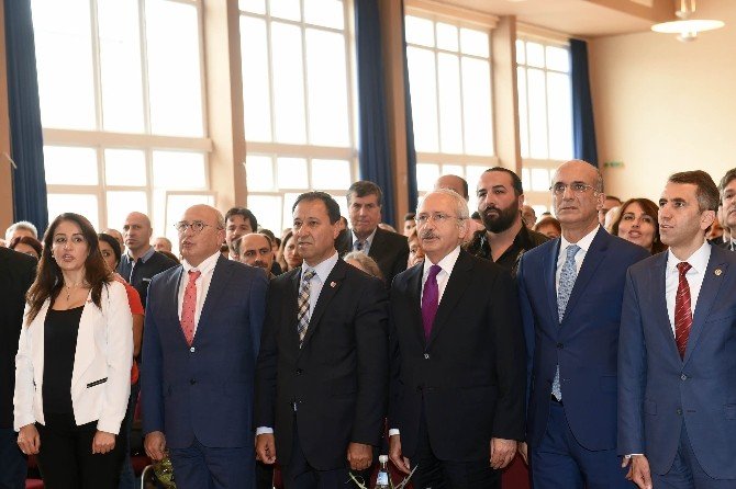 Chp Genel Başkanı Kılıçdaroğlu, Stuttgart’da Partililerle Bir Araya Geldi