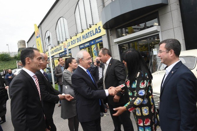 Kılıçdaroğlu Brüksel’de Türk Vatandaşlarla Buluştu, Bayramlaştı