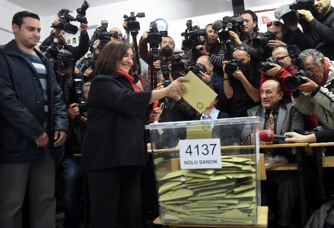 Chp Genel Başkanı Kemal Kılıçdaroğlu Oyunu Kullandı