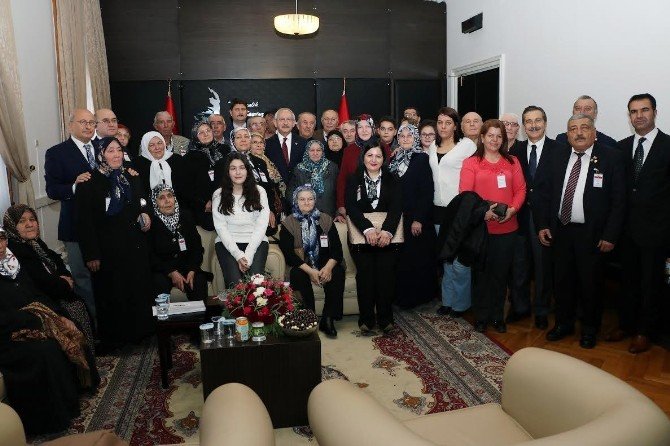 Kılıçdaroğlu, Şehit Aileleri İle Gazileri Kabul Etti