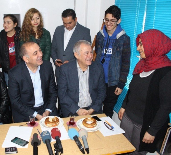 Gürsel Tekin’den Küfürlü Gaf