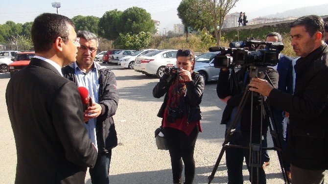 Chp’li Özel Vali Bektaş’ı İstifaya Çağırdı