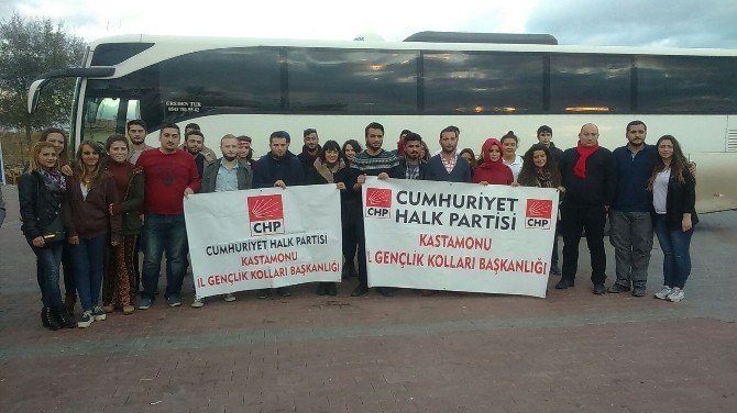 Chp Kastamonu Gençlik Kolları, Atatürk’ü Ziyaret Etti