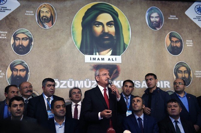 Kılıçdaroğlu, Garip Dede Dergahının İftarına Katıldı