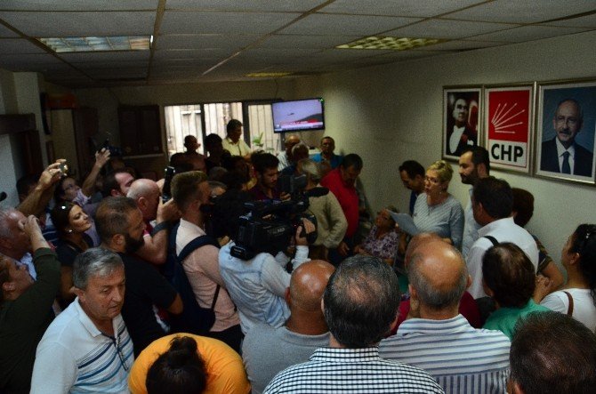 Chp’nin Liste Değişikliğine Partililerden Tepki