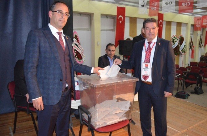 Chp Selçuk Kongresinde Başkan Hasan Uysal Güven Tazeledi