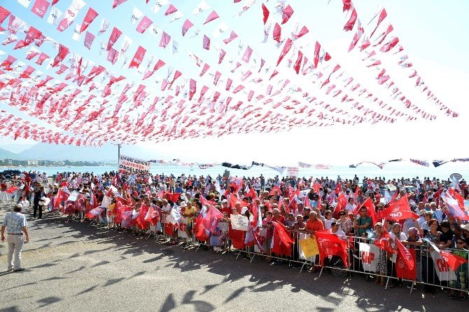 Chp Genel Başkanı Kılıçdaroğlu: "Chp İktidarında Siyasetçi Değil, Halk Zenginleşecek"