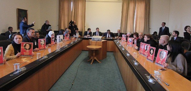 Chp Ve Hdp Grup Başkanvekilleri Suruç’ta Ölenlerin Ailelerini Kabul Etti
