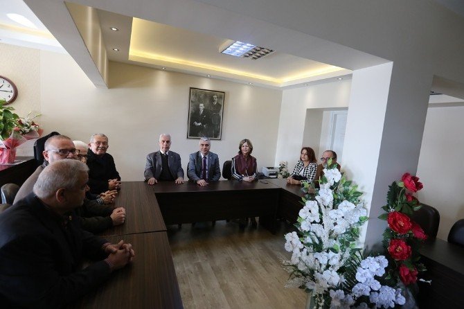 Efeler Belediye Meclis Üyelerinden ‘Hayırlı Olsun’ Ziyareti